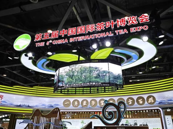 文章附图